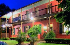 Anoushka's Boutique Bed and Breakfast - Surfers Paradise Gold Coast