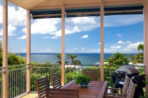 Jolly Roger's Beach House - Surfers Paradise Gold Coast
